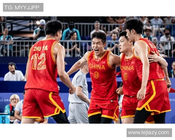 中国与俄罗斯篮球对决精彩回顾与分析两国球队实力与发展现状探讨 中国与俄罗斯篮球对决精彩回顾与分析两国球队实力与发展现状探讨