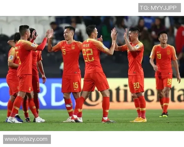 国足在热身赛中以三球大胜菲律宾展现强大实力与团队配合 国足在热身赛中以三球大胜菲律宾展现强大实力与团队配合