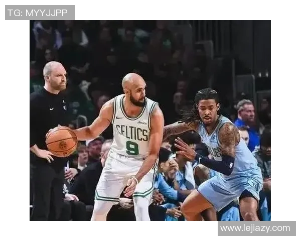 国王球队与凯尔特人激战正酣谁能在这场对决中笑到最后 国王球队与凯尔特人激战正酣谁能在这场对决中笑到最后