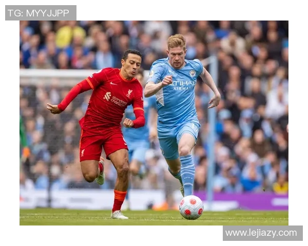 曼城与狼队激战正酣双方争夺激烈精彩瞬间回顾